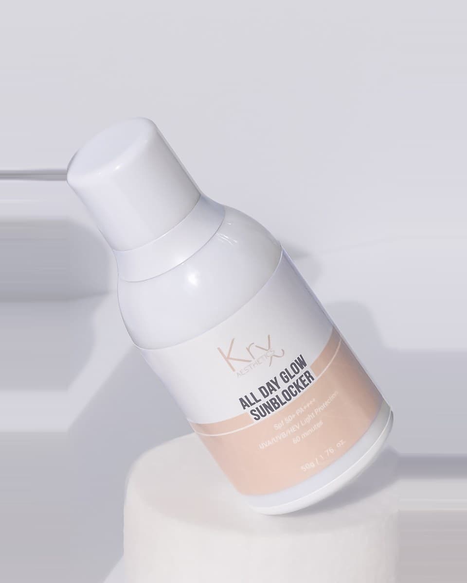 All Day Glow Sunblocker SPF50+